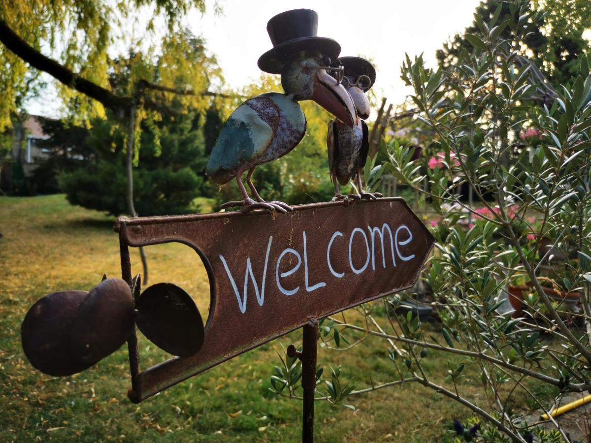 La Maison des Oiseaux. Roulotte Achicourt Extérieur photo